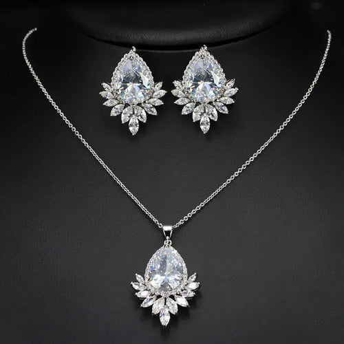 Bridal jewellery set with matching necklace, earrings and bracelet in blue, red or white colours