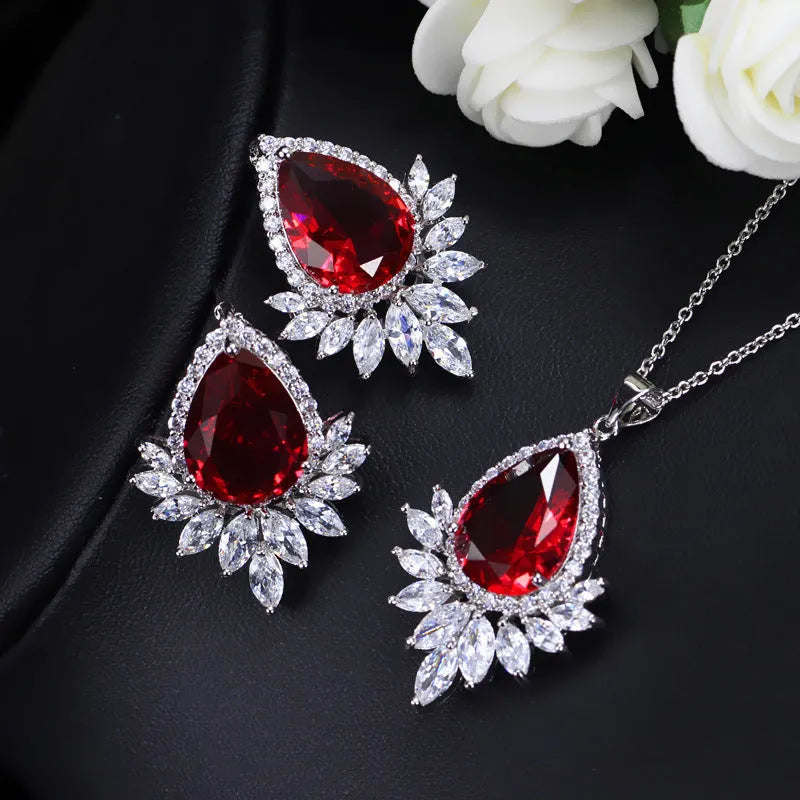 Bridal jewellery set with matching necklace, earrings and bracelet in blue, red or white colours