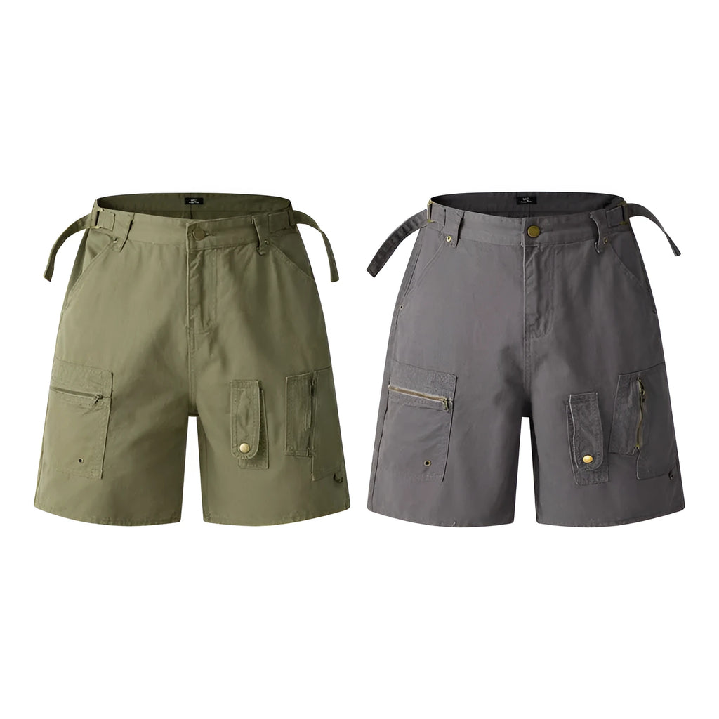 Retro washed cotton workwear shorts in loose fit and fifth pants length, shown in camouflage colour.
