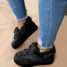 Casual warm cotton shoes with a round toe and non-slip rubber sole.