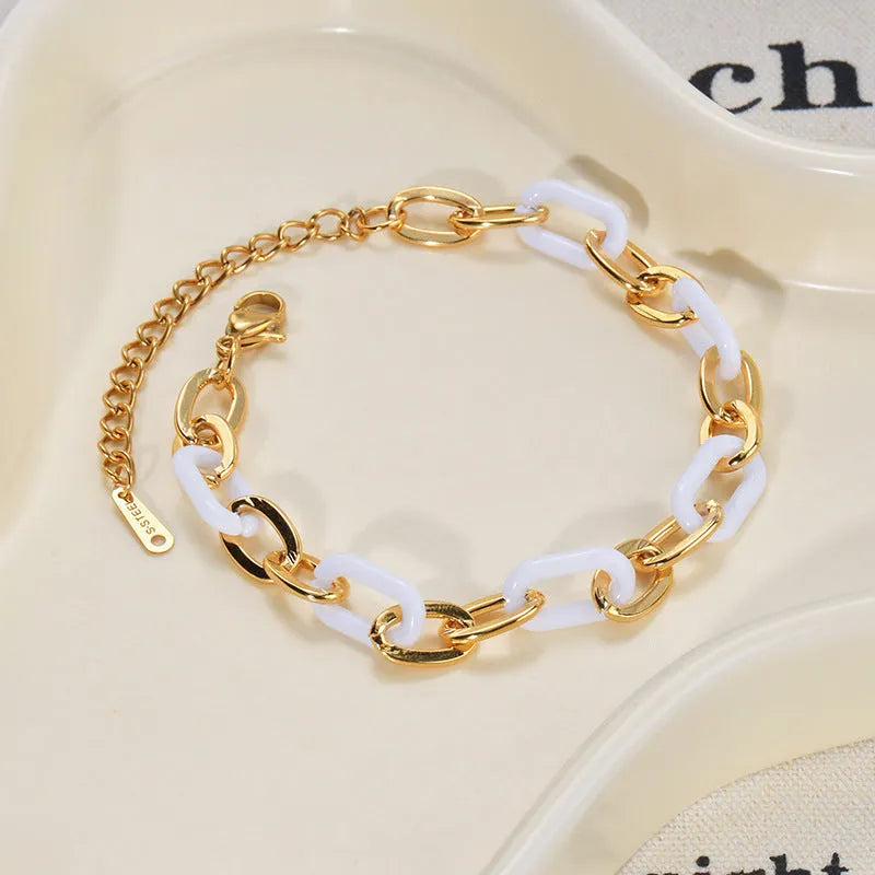 Stainless steel resin heart bracelet for women with double-layered loving heart design and adjustable clasp