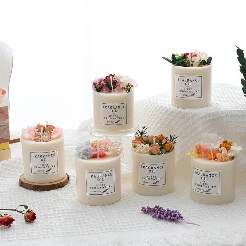 Dried flowers decorated aromatherapy candle in various scents with gift box packaging option