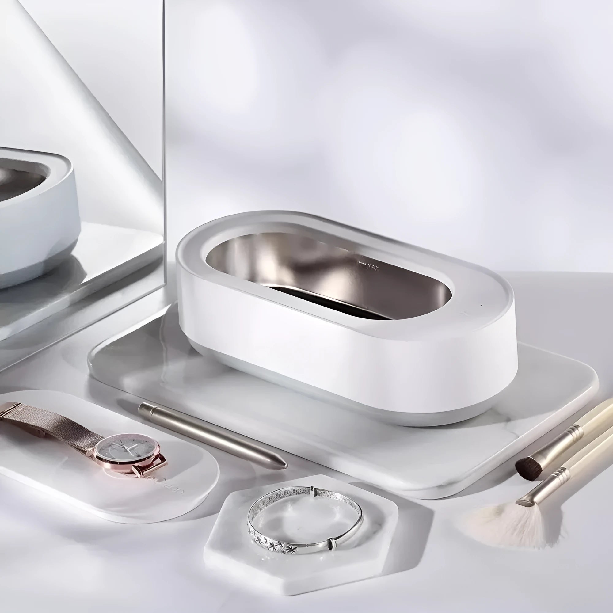 White portable ultrasonic cleaning machine with digital display and stainless steel tank.