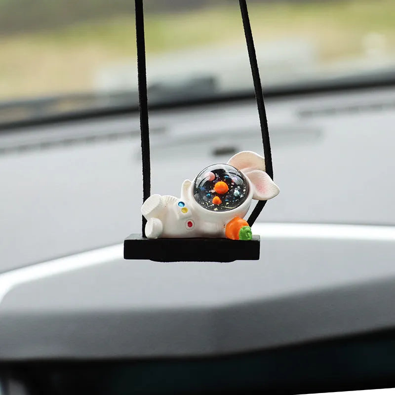 Resin astronaut car pendant with cartoon design in five variant colours for vehicle decoration
