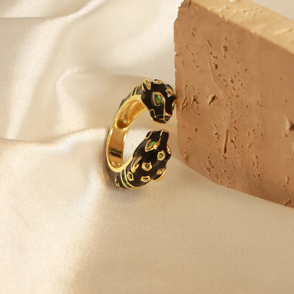 Women's black cheetah pattern oil drip geometric open ring size 7 on copper