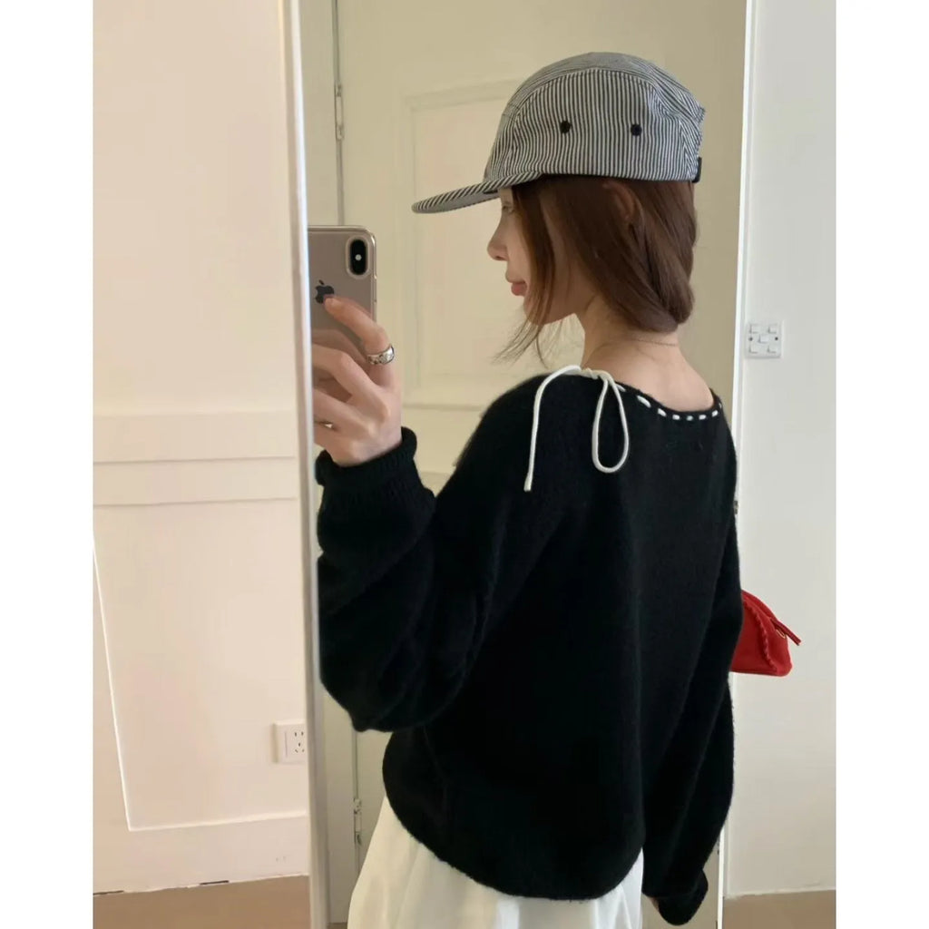 Grey loose-fitting women's pullover jumper made from regenerated cellulose fibre fabric