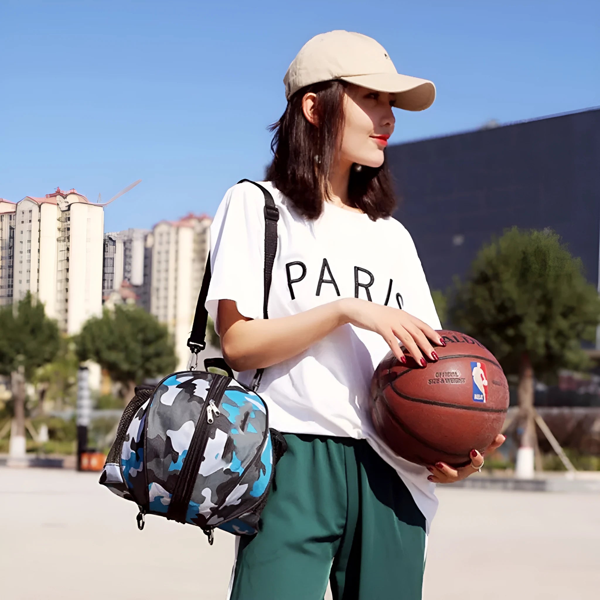 Oxford cloth basketball bag in various colours with one and two shoulder straps for sports training