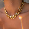 Gold tone women's thick chain necklace with 32cm length and simple solid colour design