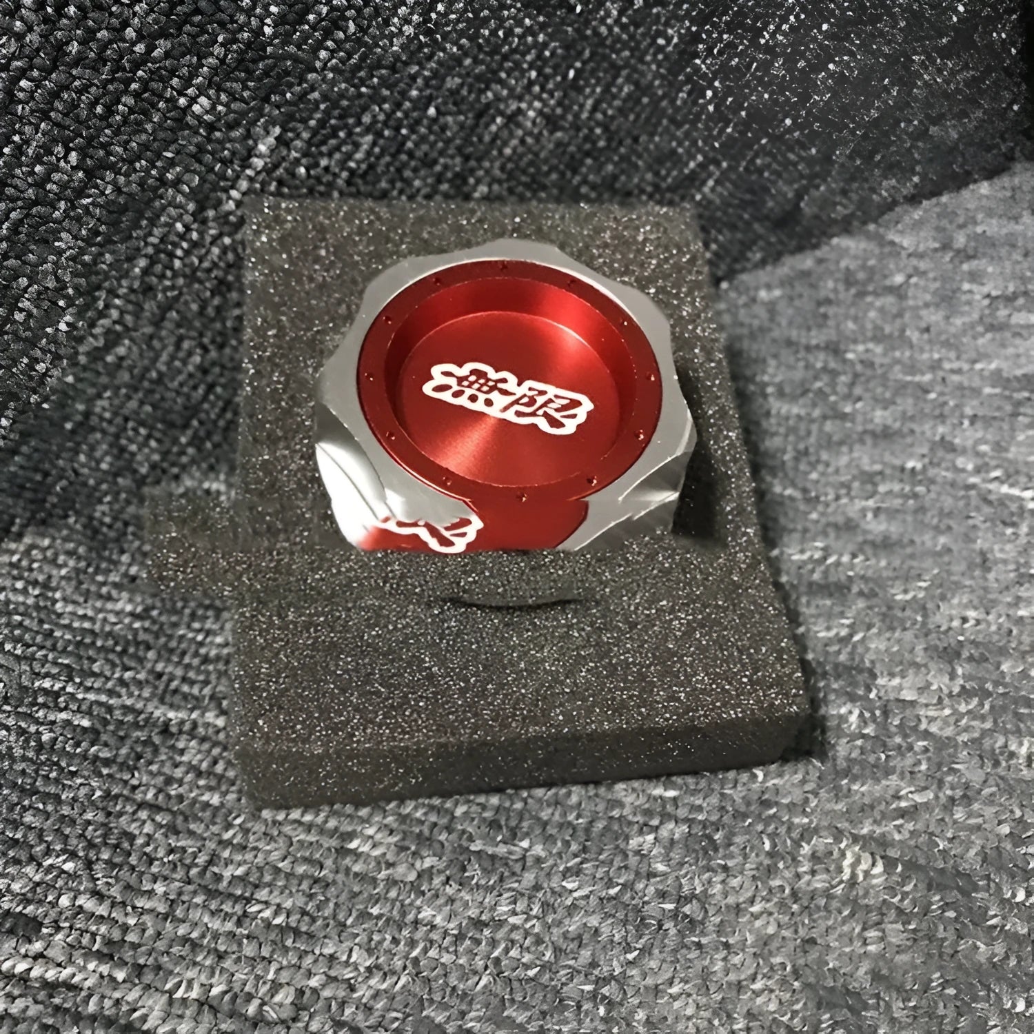 Aluminium alloy oil filter cap for Honda cars in red, blue, silver, black, purple, and gold colours.
