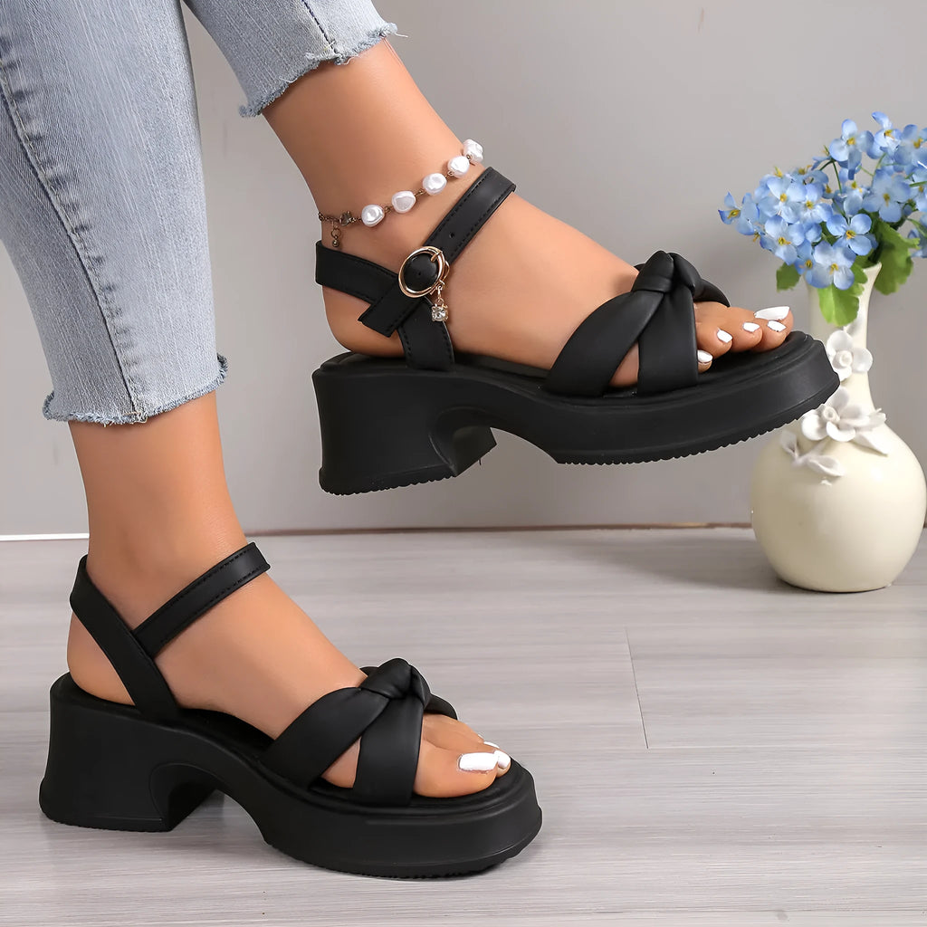 Thick heel black slippers with round head design and button fastening in romantic style