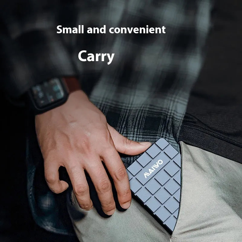 Compact aluminium USB4 hard drive enclosure for M.2 NVMe solid state drives