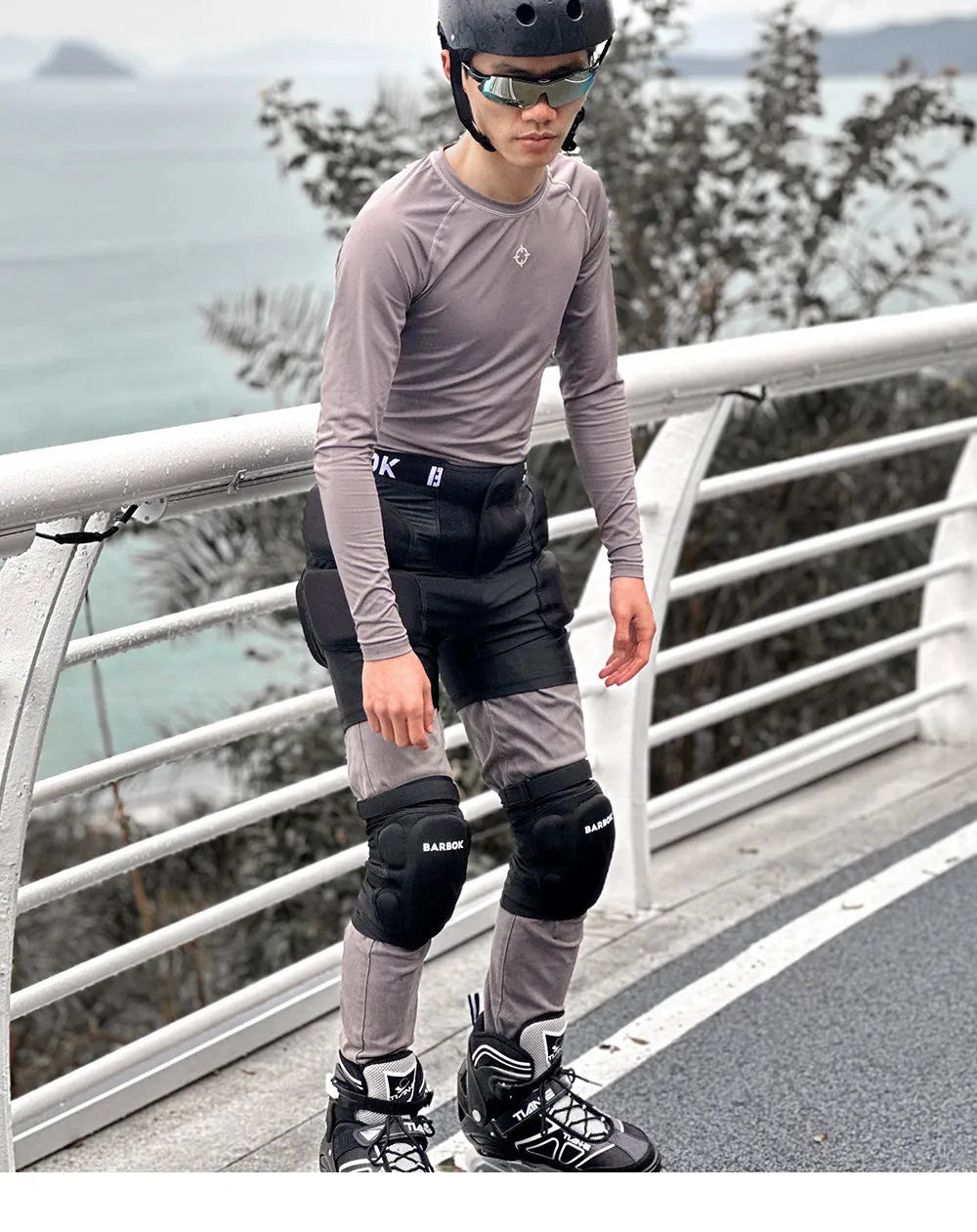 Black Spandex and NBR foam hip protection pad for sports like roller skating and skateboarding.