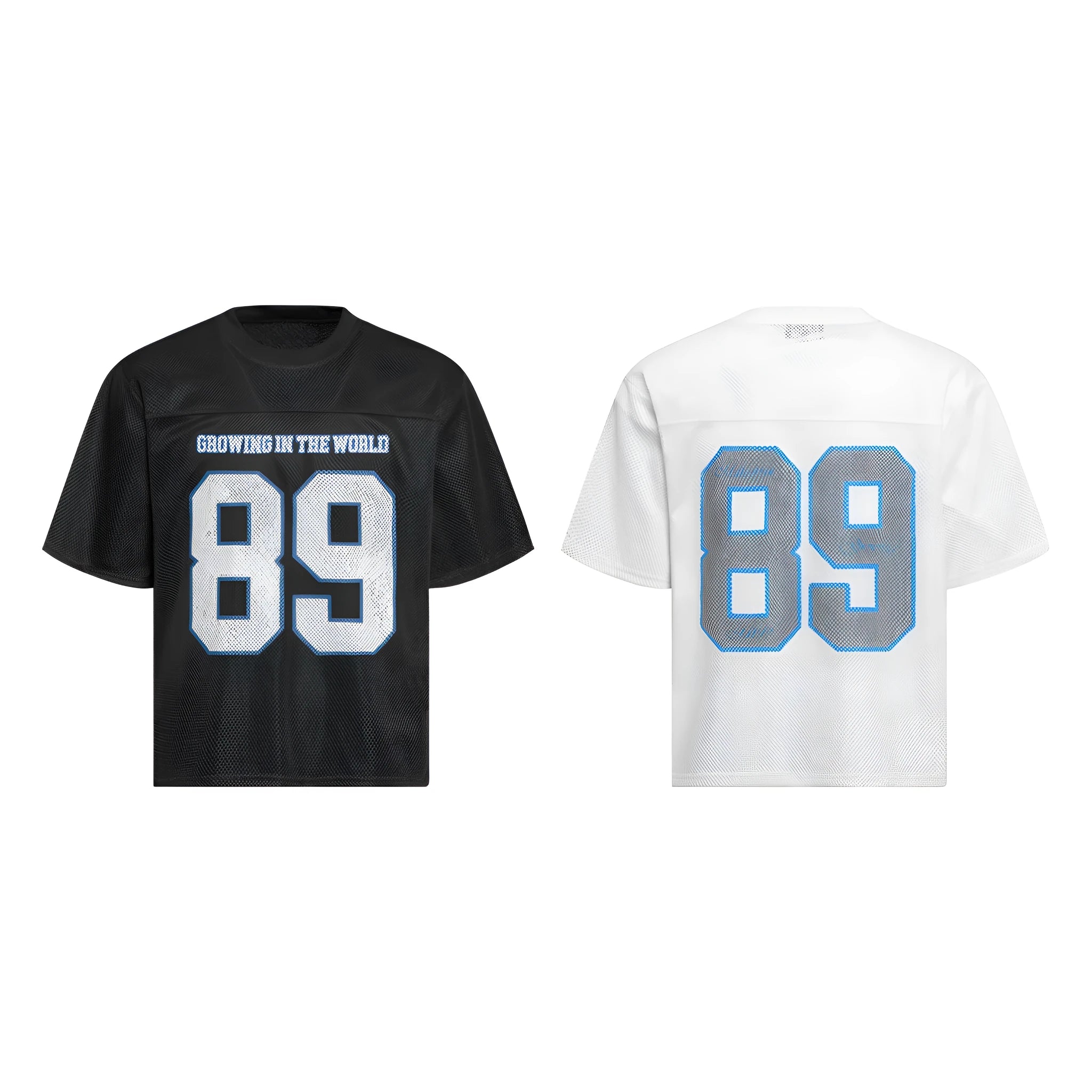 Black and white loose-fitting casual t-shirt with alphanumeric printing, regular sleeves, pullover style