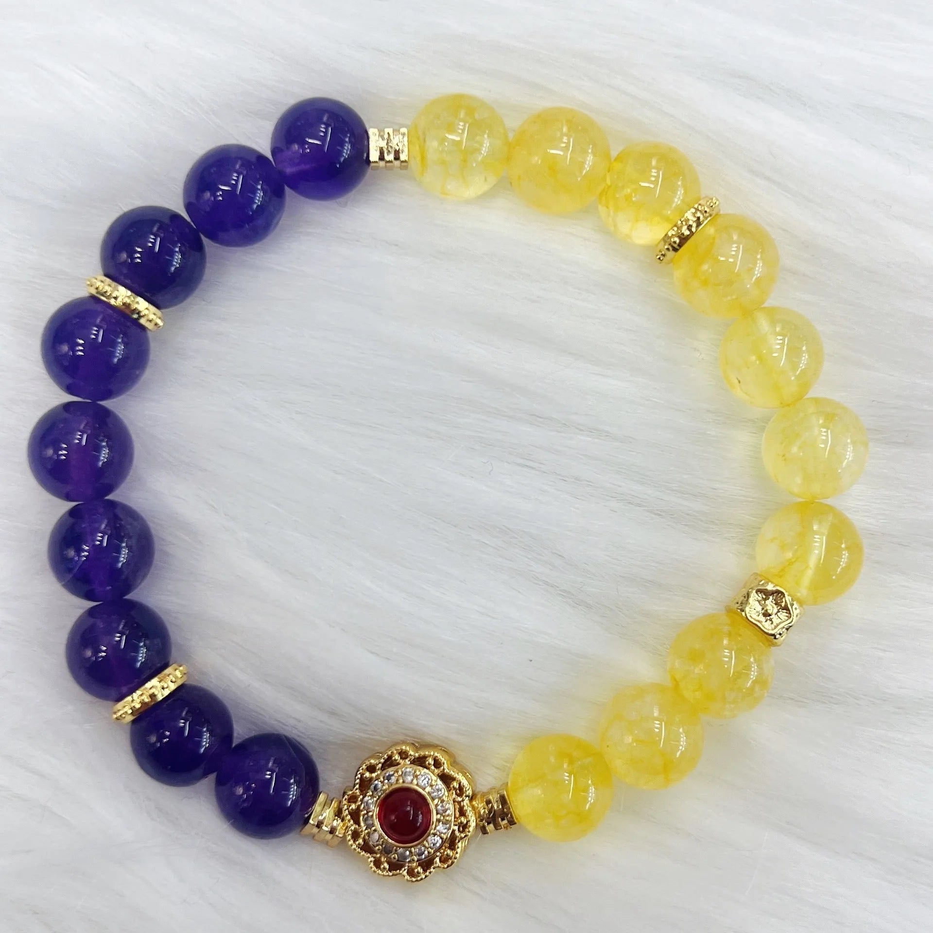 Handmade women's yellow and purple crystal amethyst bracelet with manual craftsmanship
