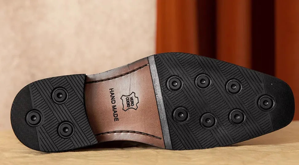 Men's British-style genuine leather slip-on loafers with fringed design in black or brown