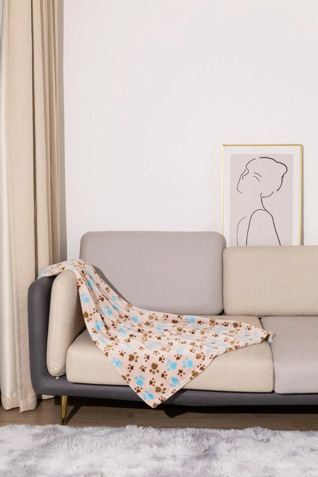 Blue Dog cartoon pattern double-sided flannel pet blanket laid flat, showing its 100x120cm size.