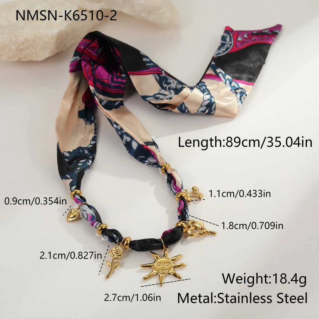 Stainless steel necklace with geometric pendant on adjustable 41-50cm chain