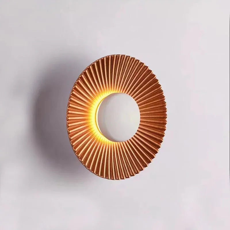 Round aluminium wall lamp with white and gold finish options for bedroom and living room lighting installation