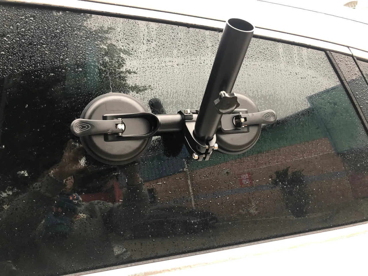 Black off-road car flagpole sucker base with round glass suction cup, showing ABS and rubber construction.