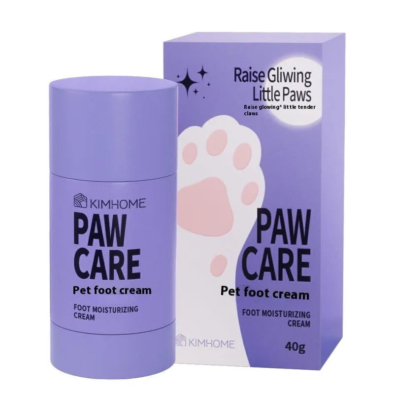 40g tub of pet foot moisturising cream with Brazil palm wax for cats and dogs