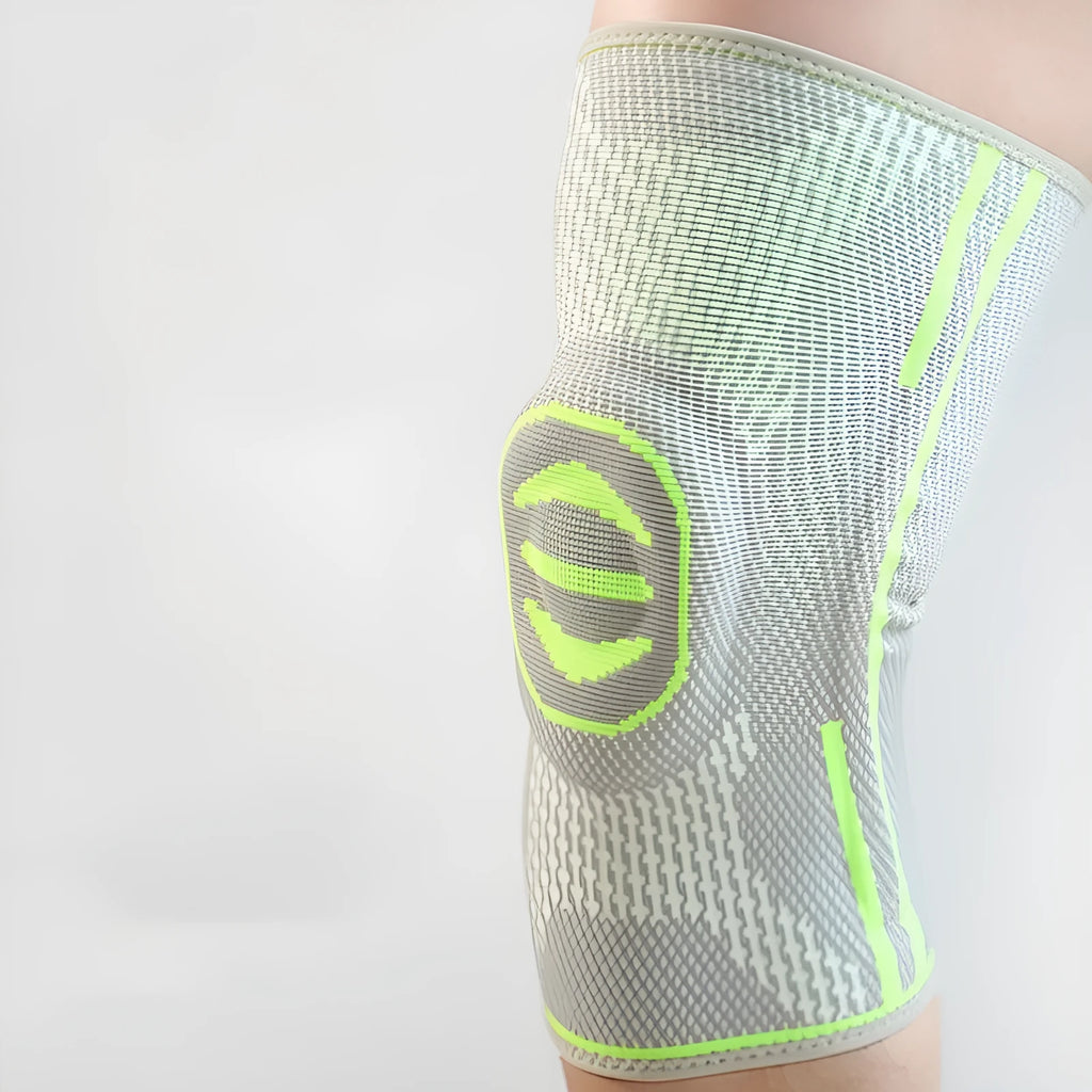 Cotton mountaineering knee cover in blue, green or yellow colours