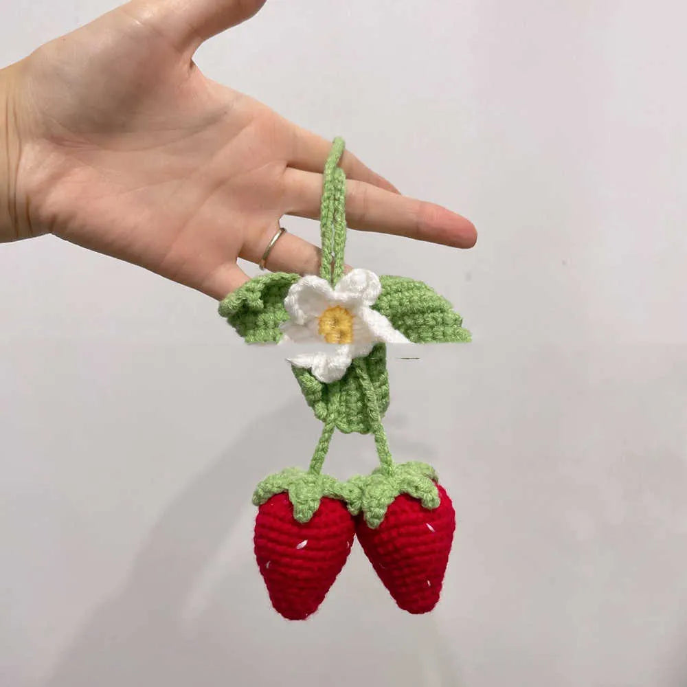 Handmade strawberry-shaped woven pendant for car decoration in natural cotton and hemp materials