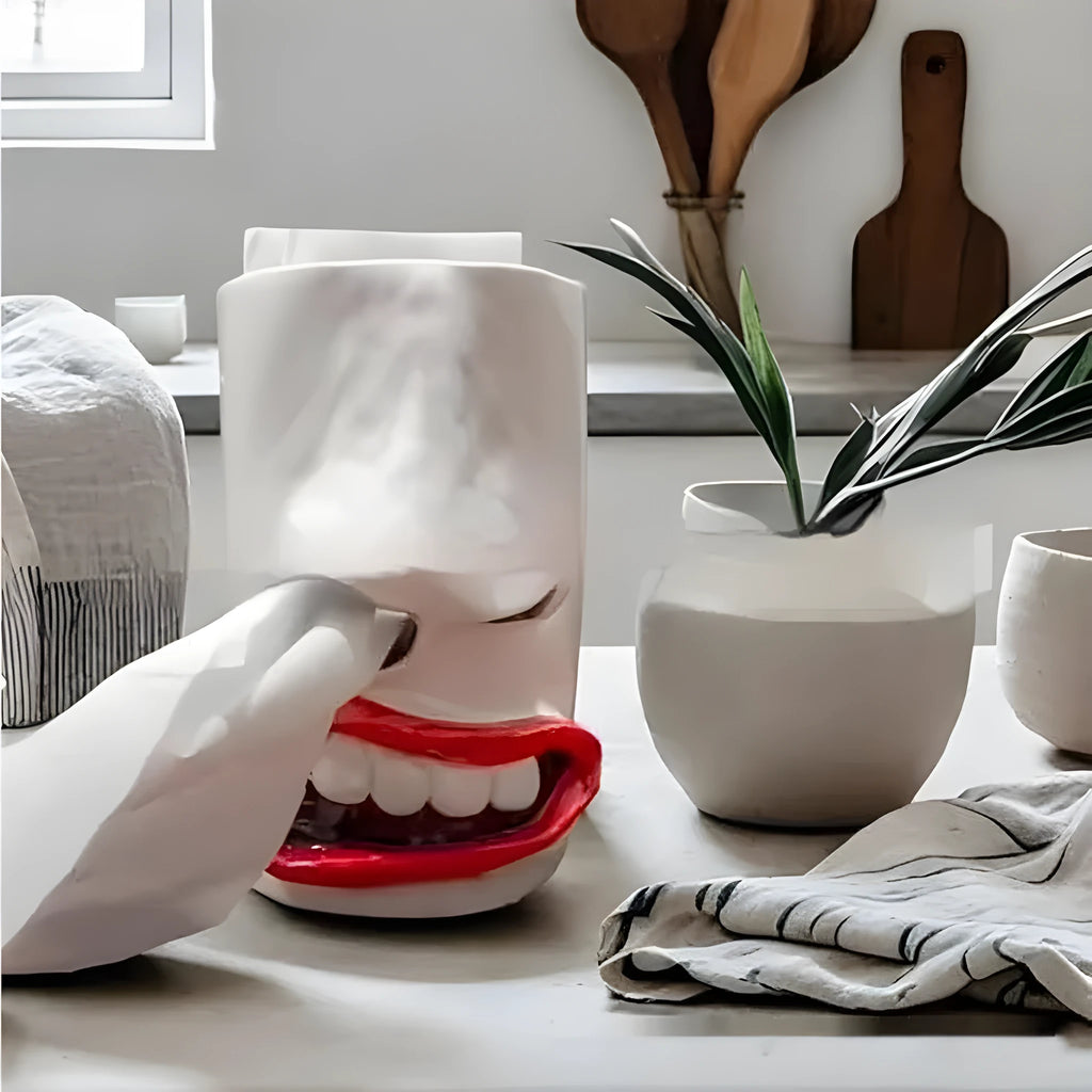 American-style funny tissue paper holder resin desktop ornament measuring 8.5 by 14.6 centimetres.