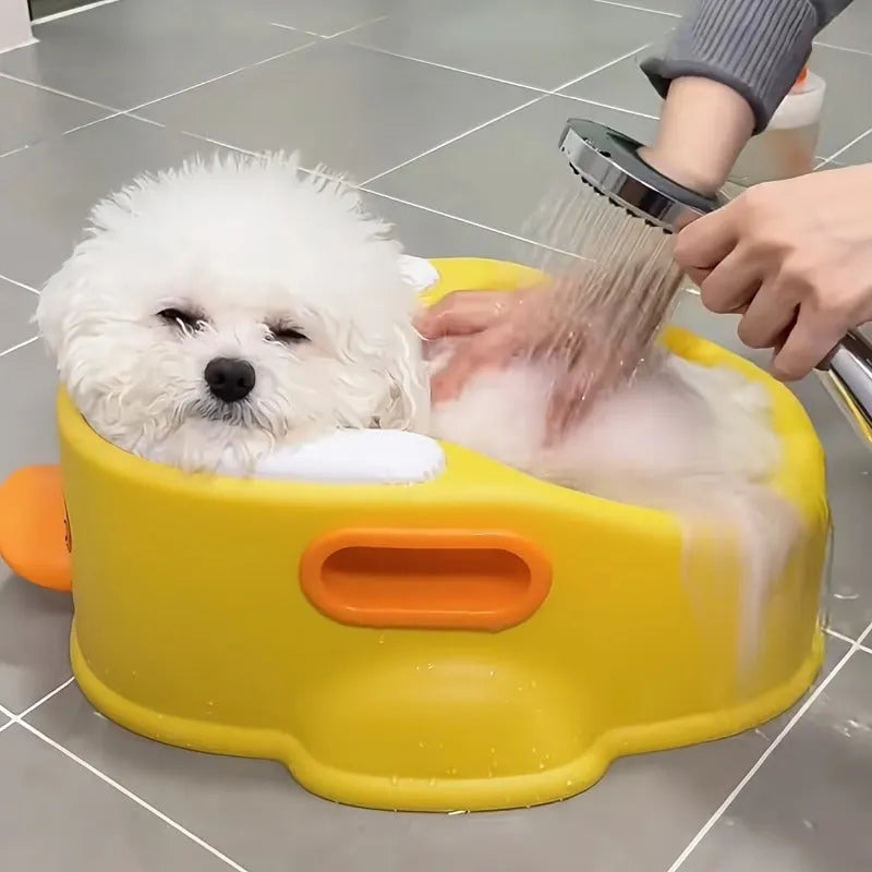 Duck-shaped PVC bathtub for washing dogs and cats in blue, pink or yellow colours