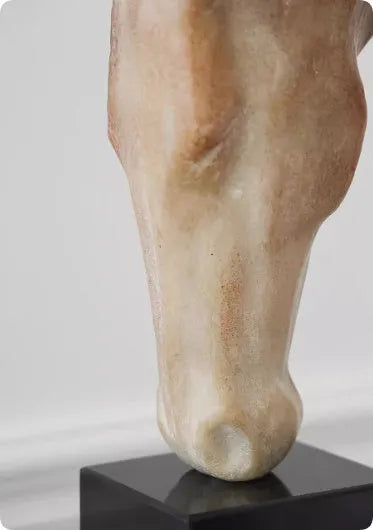 French retro style abstract horse head resin sculpture for desktop display, 50cm tall.