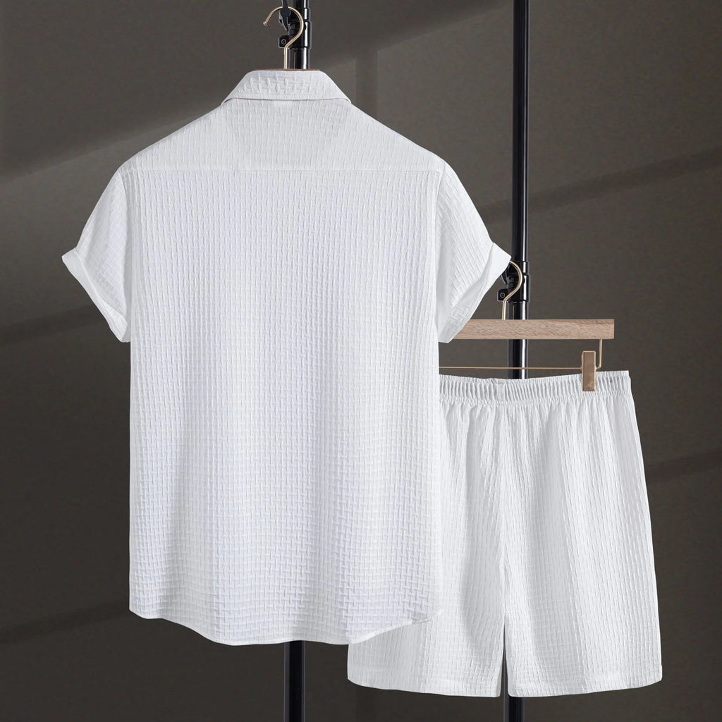 Men's summer beach suit with short-sleeved shirt and matching shorts in cotton blend fabric