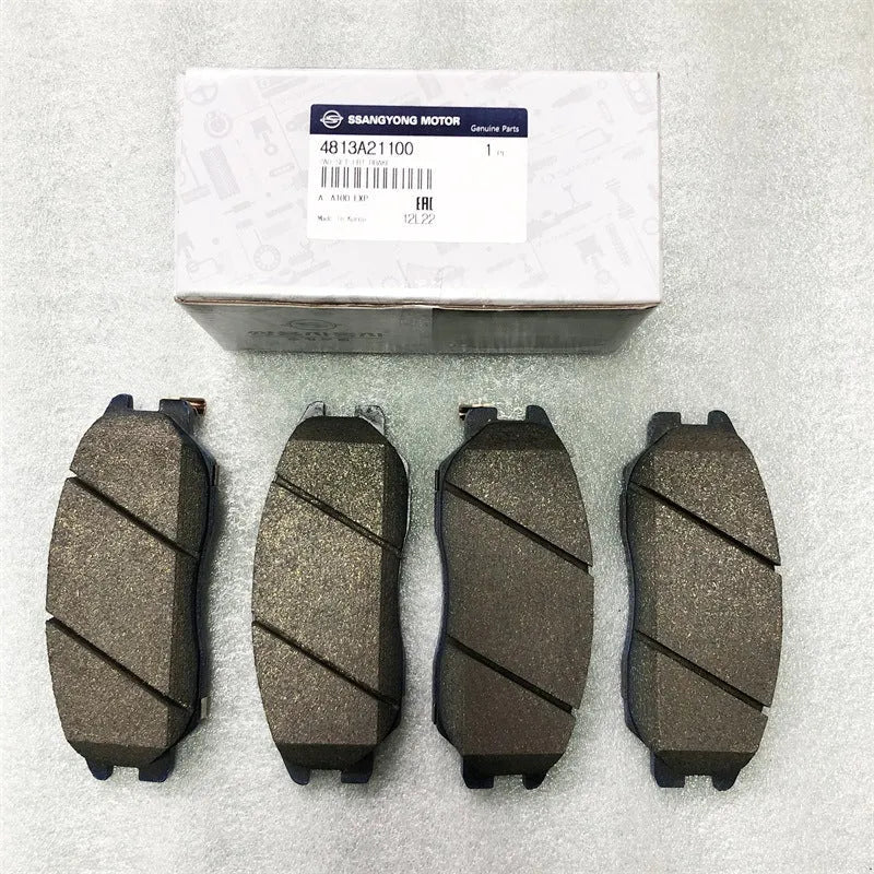 Brake pad set for Aiteng Kyron Rester vehicles with part numbers 4813009A10 and 4813008BA0