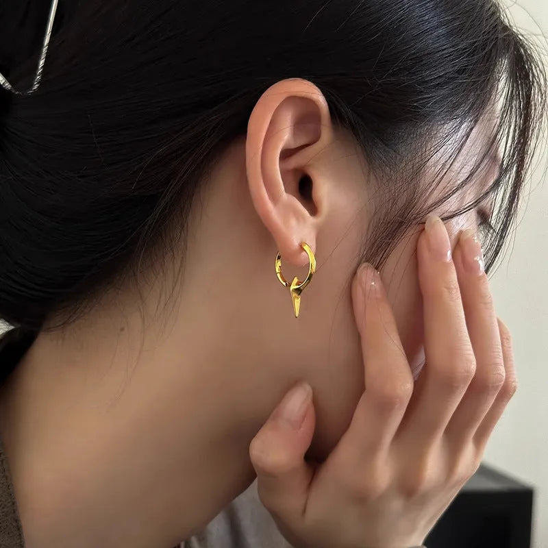 Women's geometric star clip earrings with electroplated white gold plating on copper material