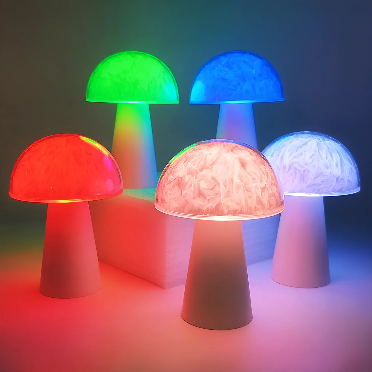 Mushroom-shaped night lamp with remote control for RGB colour changing