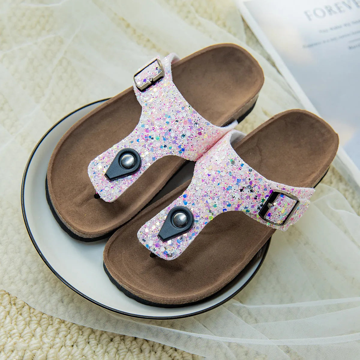 Cork flip-flops couples shoes with frosted artificial leather uppers and PVC soles