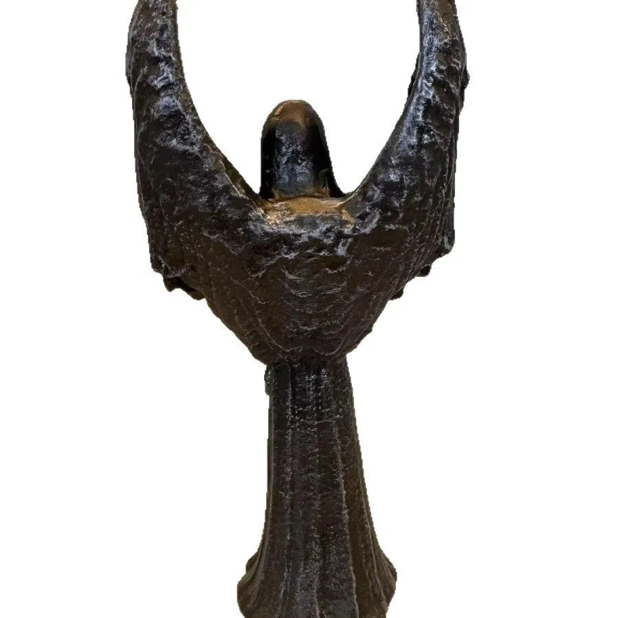 Dark angel resin statue ornament measuring 17cm height for gothic home decor display