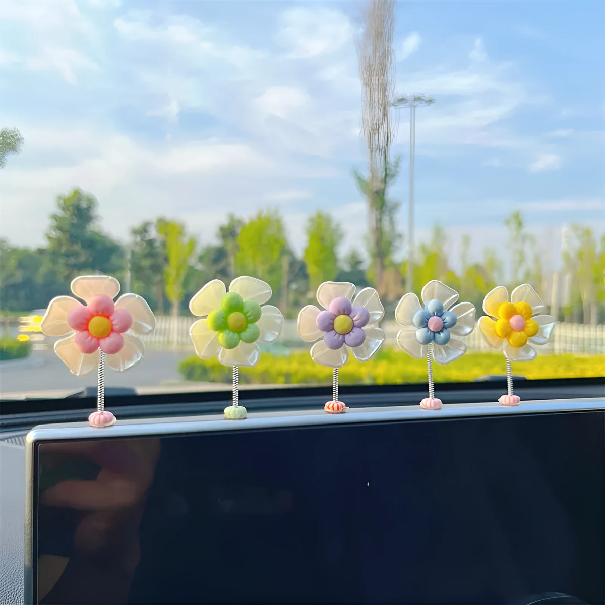Plastic car swing decoration measuring 5cm tall in blue, green, pink, purple, or yellow