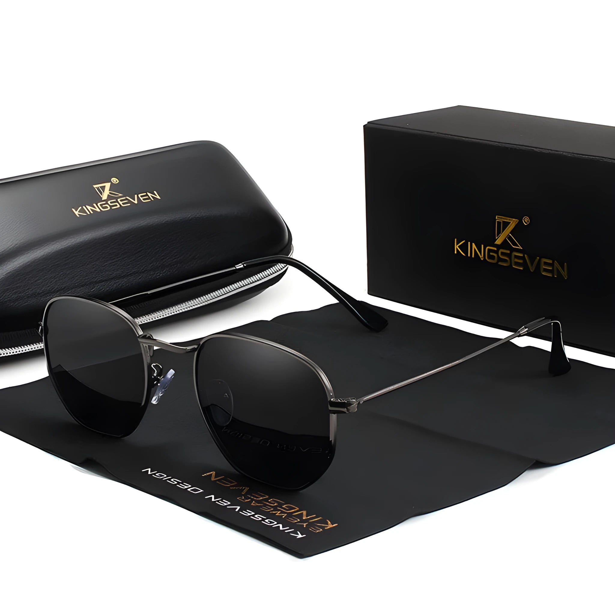 Classic round frame men's sunglasses in retro style with multiple colour options