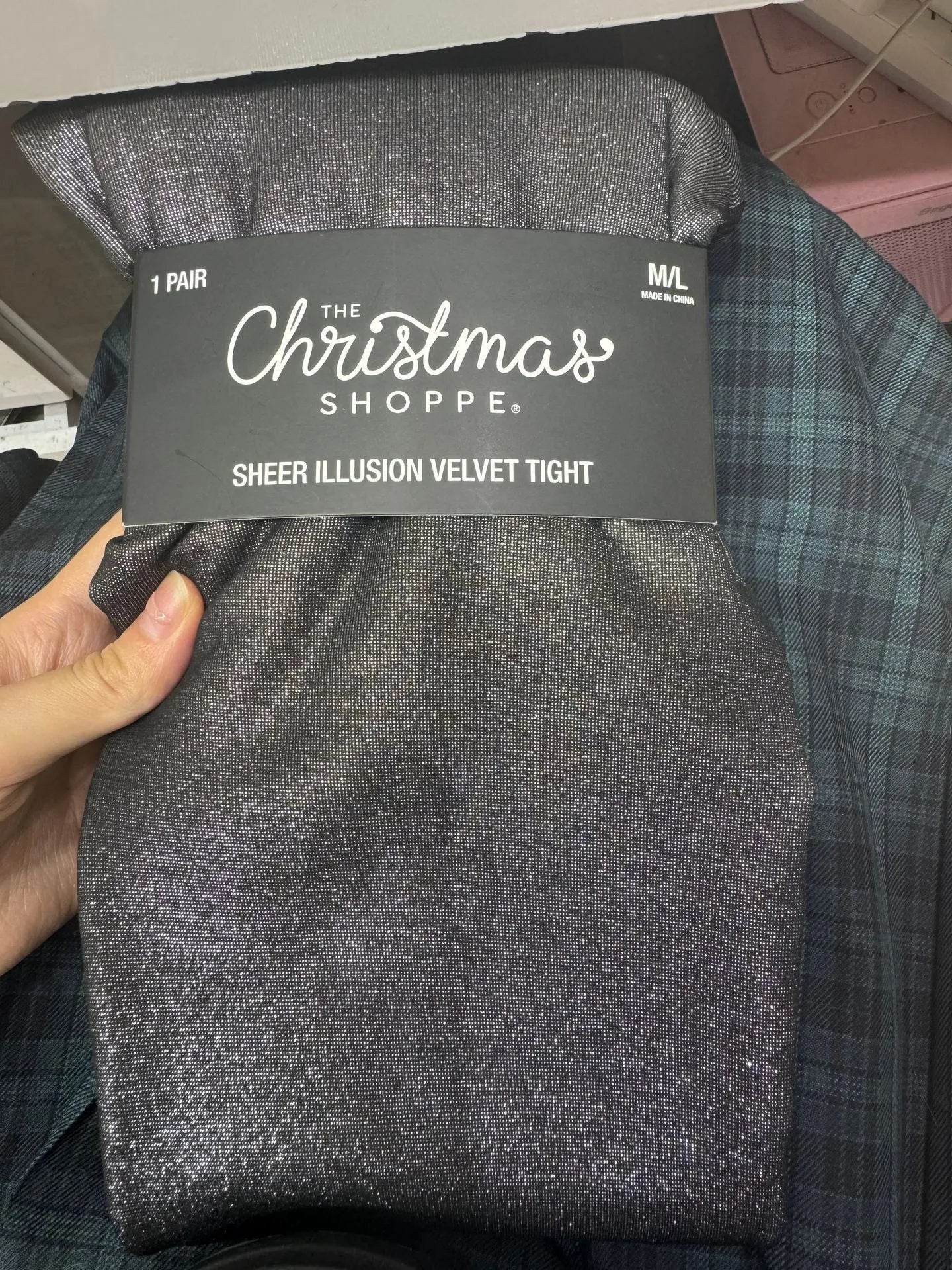 Anti-snagging keep warm outerwear leggings in various colours with wool lining options.