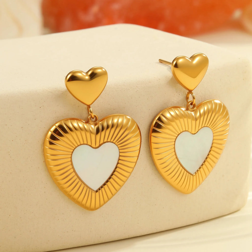 Women's heart-shaped stainless steel earrings with 18K gold electroplating