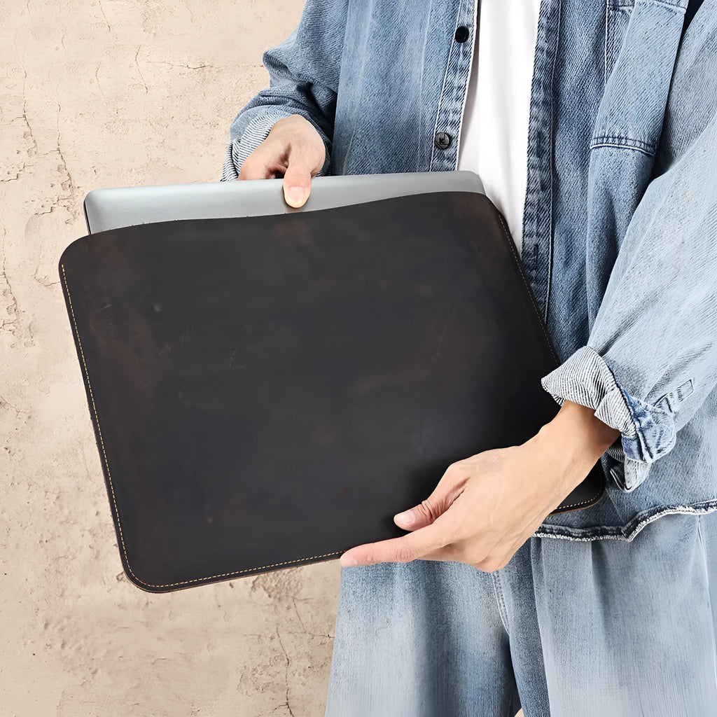 Brown genuine leather computer liner bag with horizontal design and wear-resistant cowhide lining