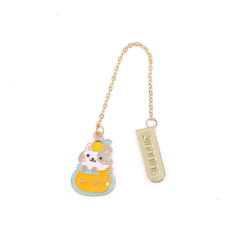Creative metal cat bookmark pendant with cartoon designs measuring 3.8cm by 18.3cm