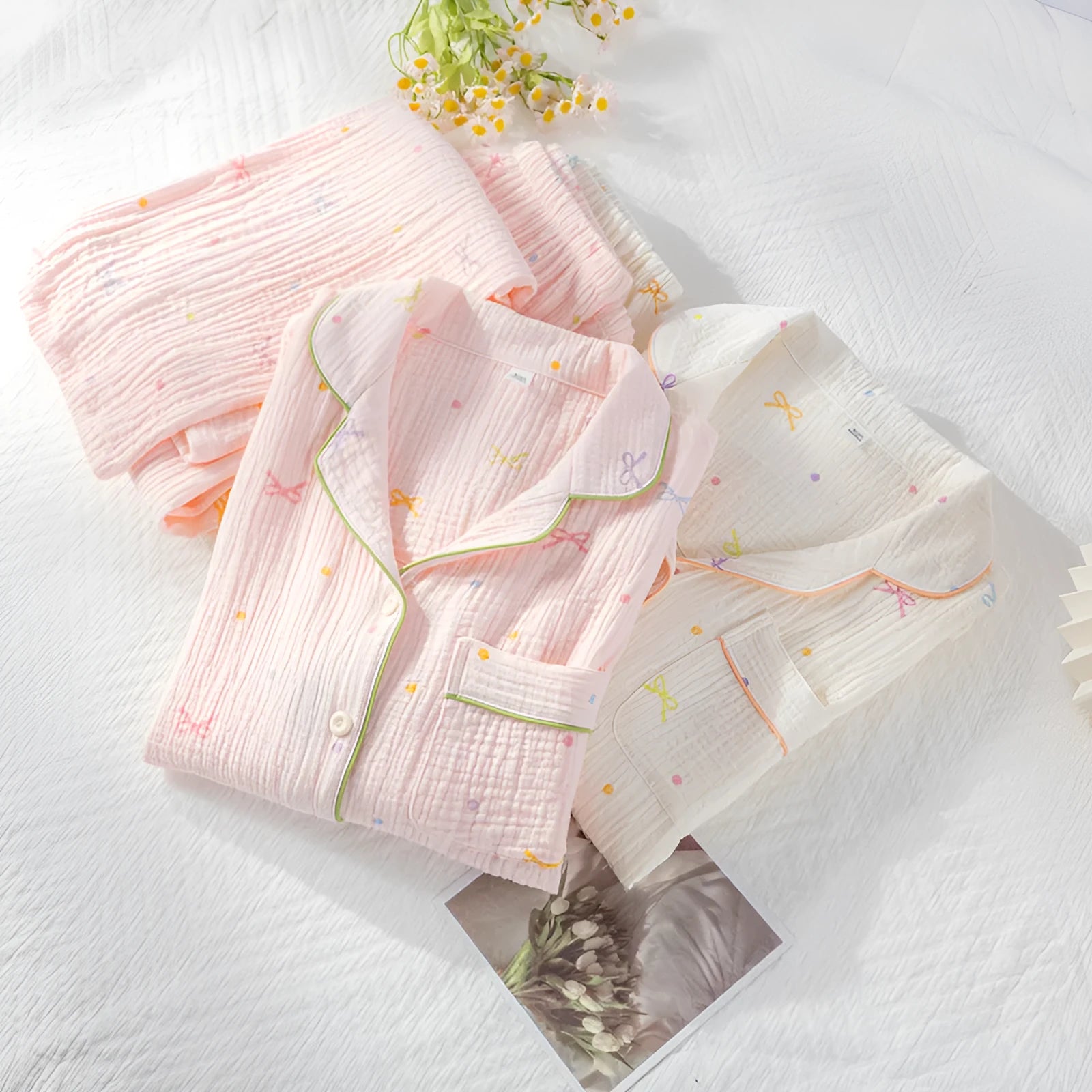 Women's cotton pajama set with long sleeves and trousers in pink colour