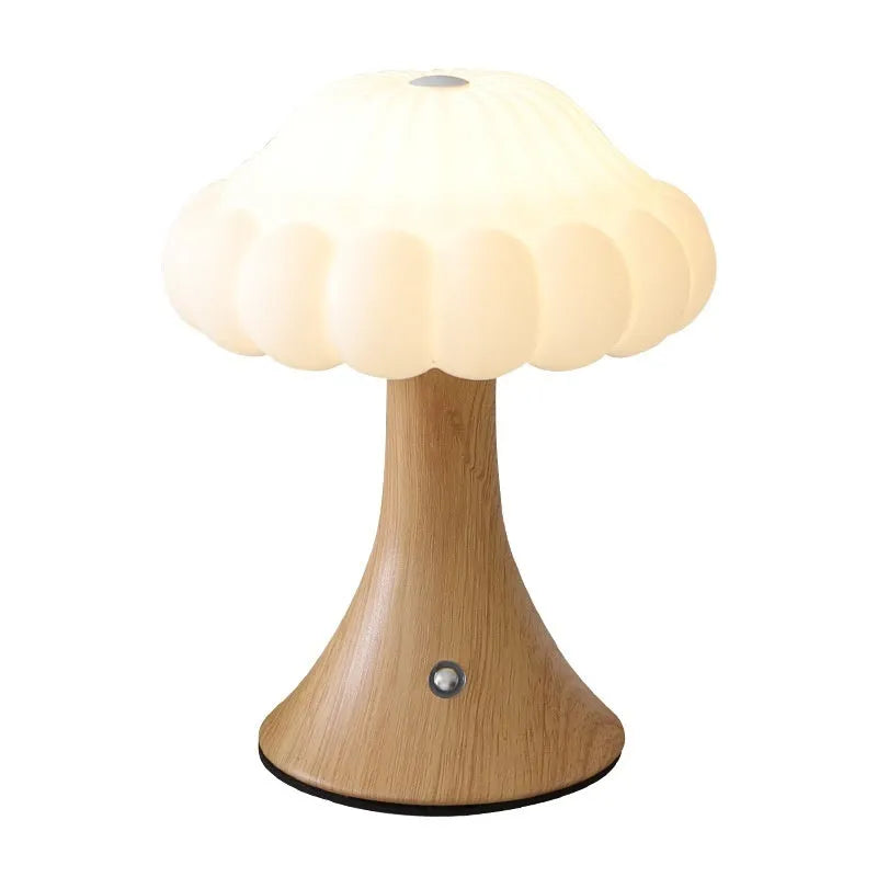 Creative mushroom-shaped touch night light in five colour options for bar and cafe decoration