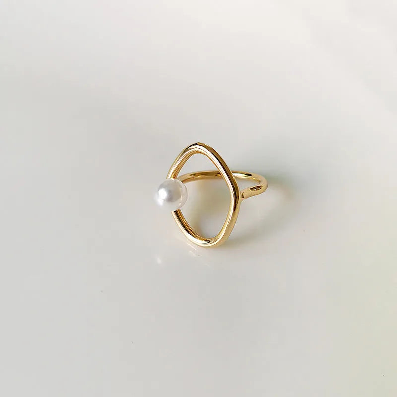 Adjustable gold plated faux pearl ring for women with minimalist Korean style open band and geometric design