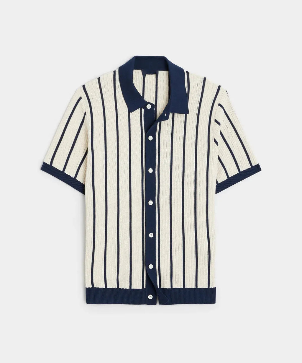 Men's white lapel collar knitted shirt with asymmetric hem design