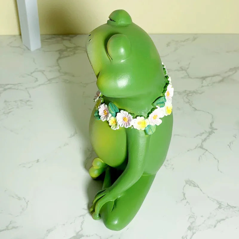 European style Magic Yoga Frog ornament made of plastic and resin in RDW123 colour.
