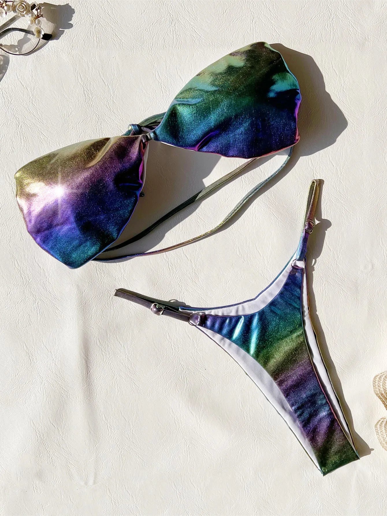 Women's gradient purple polyester bikini swimsuit set for swimming.