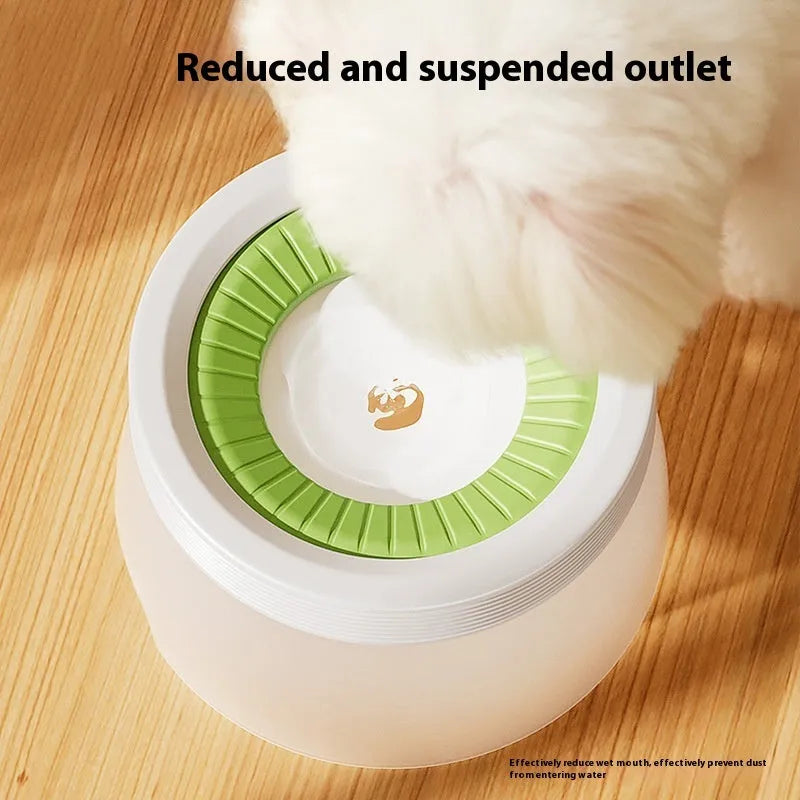 Green PP silicone pet suspension bowl for dogs and cats showing raised design