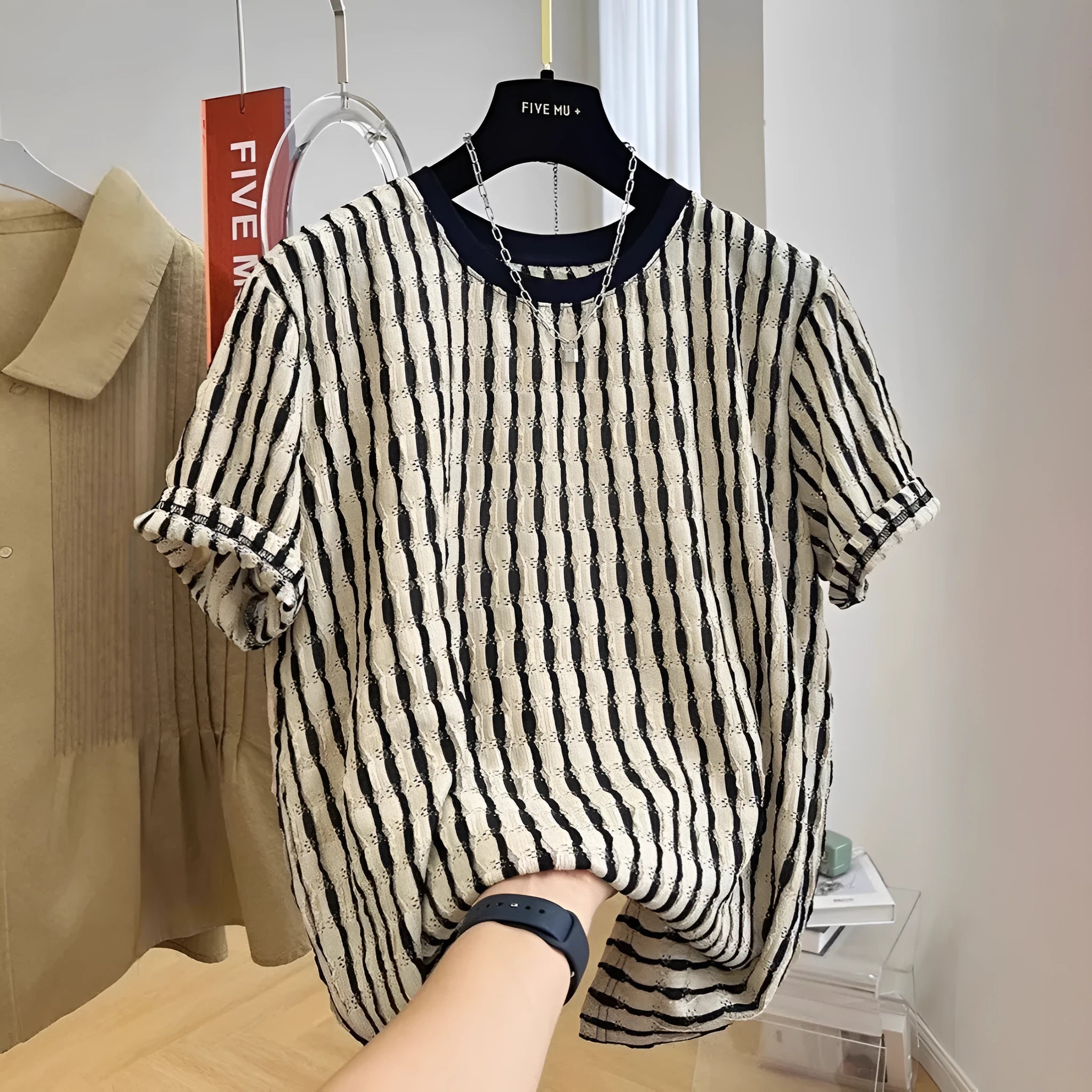 Black striped linen and silk-blend men's casual shirt with short sleeves and loose fit