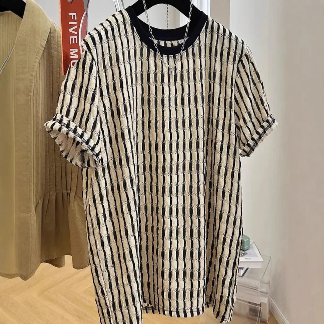 Black striped linen and silk-blend men's casual shirt with short sleeves and loose fit